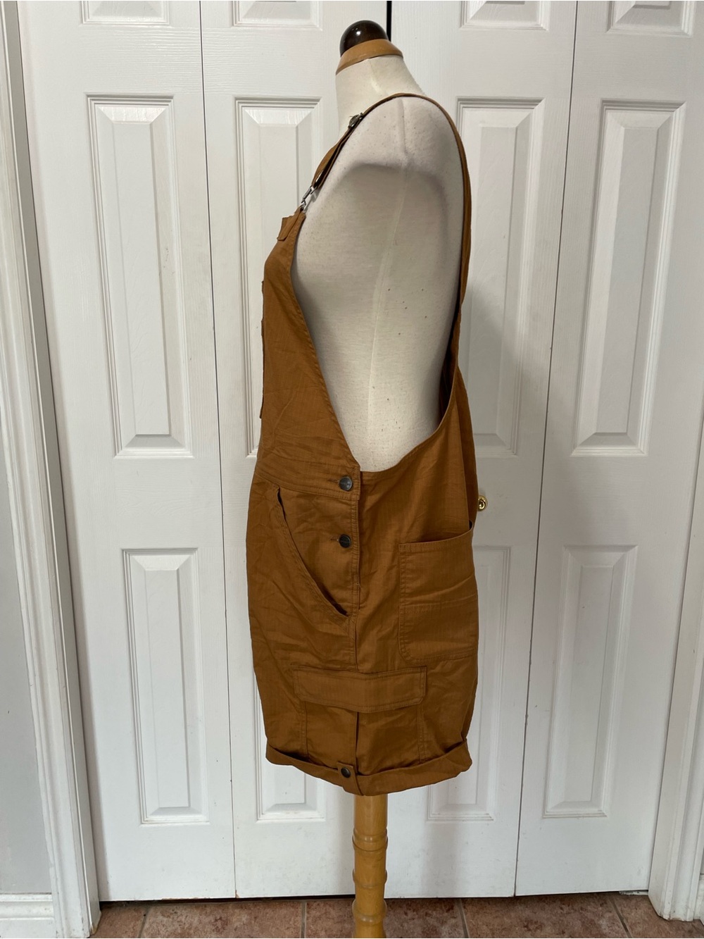 Carhartt Chest Pocket Short Overalls in Caramel size 16/18 - Picture 2 of 9